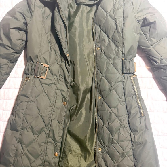 Express - Picture 6 of 6